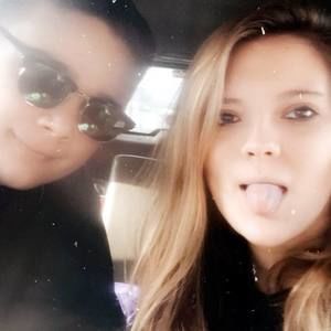 Meet your Posher, Zoë